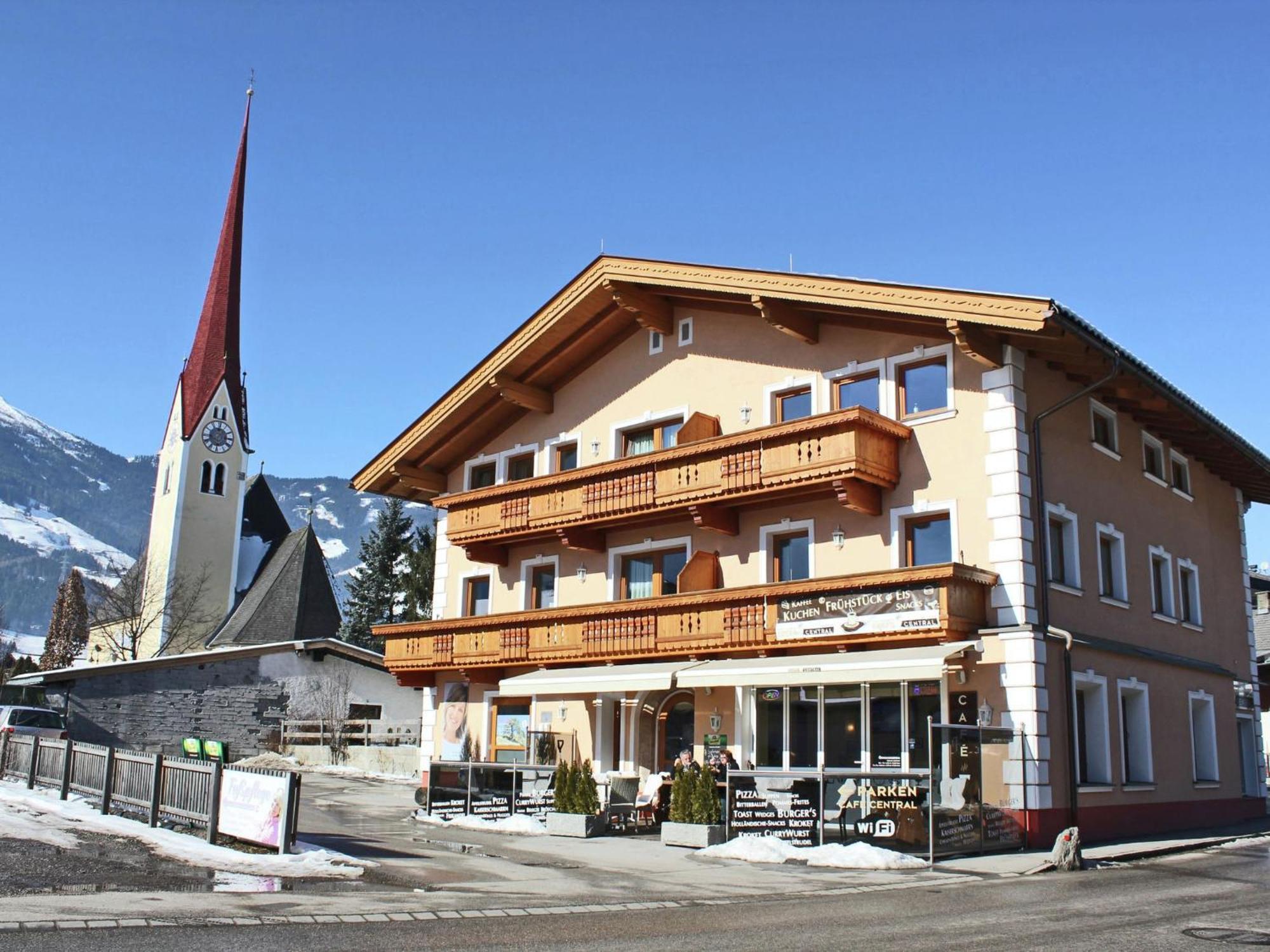 Holiday Flat In Uderns Near The Ski Area Esterno foto